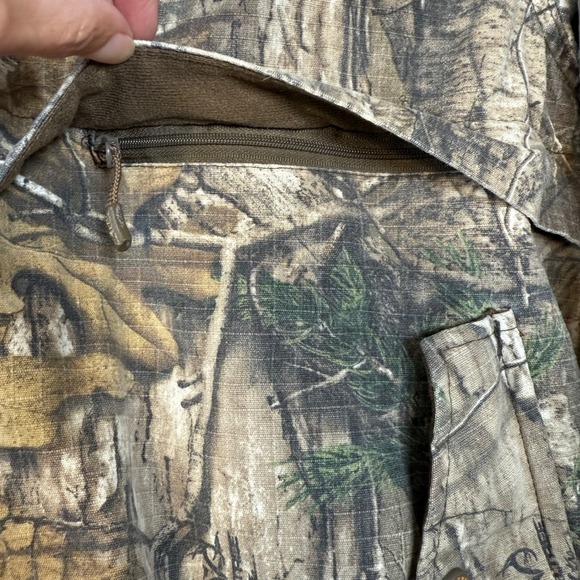 Realtree Xtra Camo Hunting Jacket Outdoor Coat Full Zip Hooded Mens XL (46-48) - Picture 3 of 16